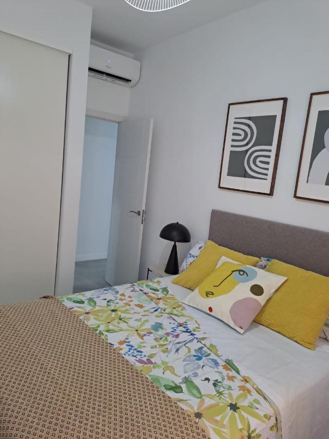 Apartamentos Jara Bajo A Málaga Exteriör bild